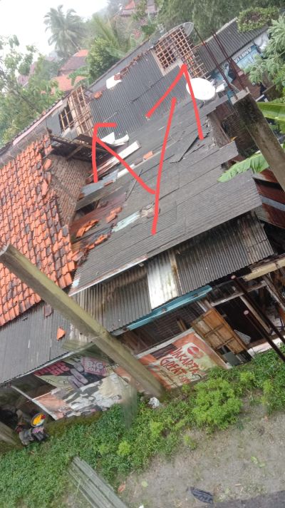 Bencana Alam Angin Puting Beliung Dusun Ampel