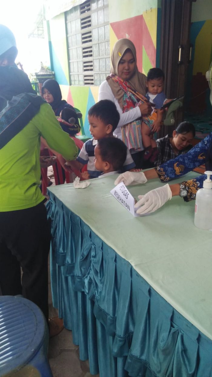 Serentak Pemberian Imunisasi Sub PIN Polio Tahap 2 Desa Karangsari, Kecamatan Kebumen, Kabupaten Kebumen 02